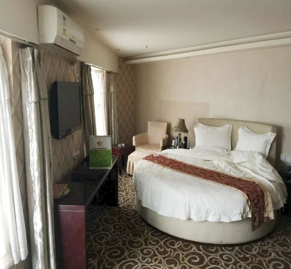 Zunhuang Holzd Ay Hotel Чэнду Экстерьер фото