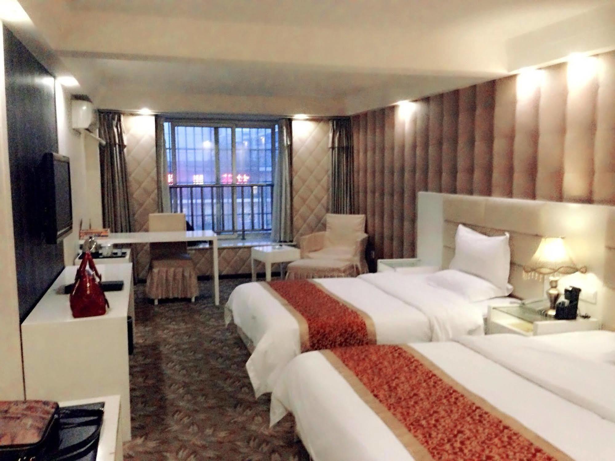 Zunhuang Holzd Ay Hotel Чэнду Экстерьер фото